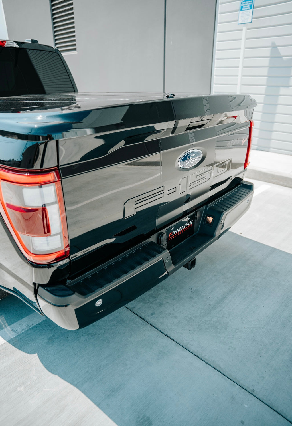 FINELINE METAL PLATE