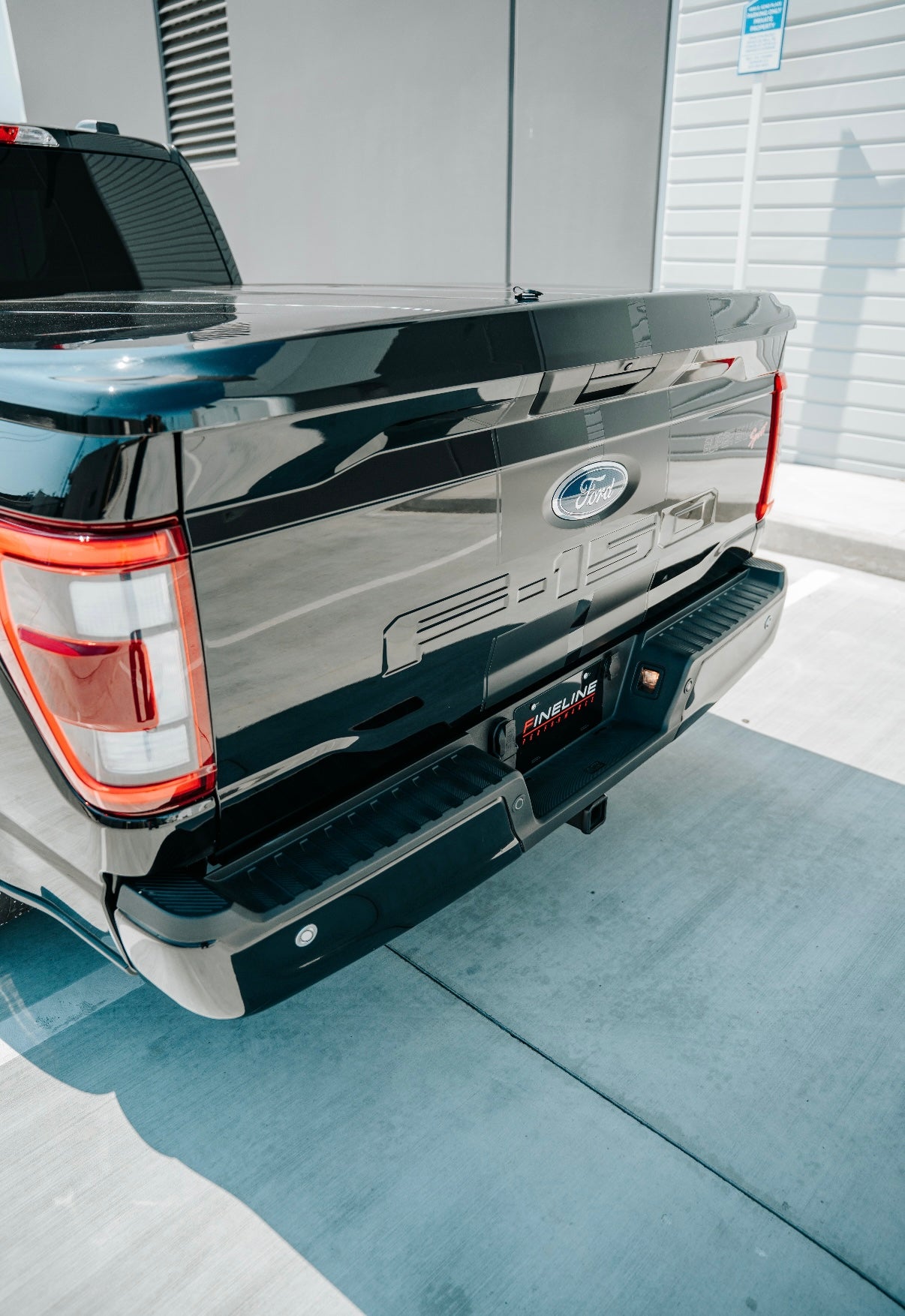 FINELINE METAL PLATE